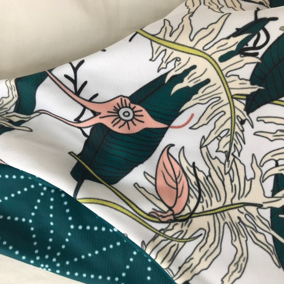 Aviana Set from Bisous Swim! - Picture 2 of 4